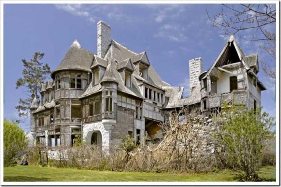 haunted abandoned carleton abandon abondoned condos