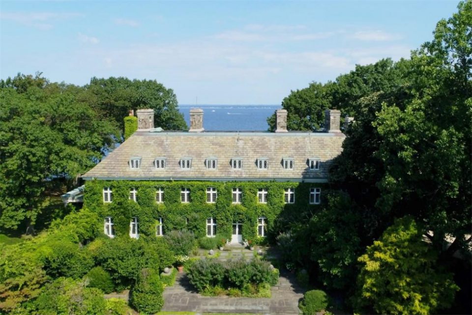 salutation salutations shore uncrate dosoris manor 125m acre 6sqft habituallychic