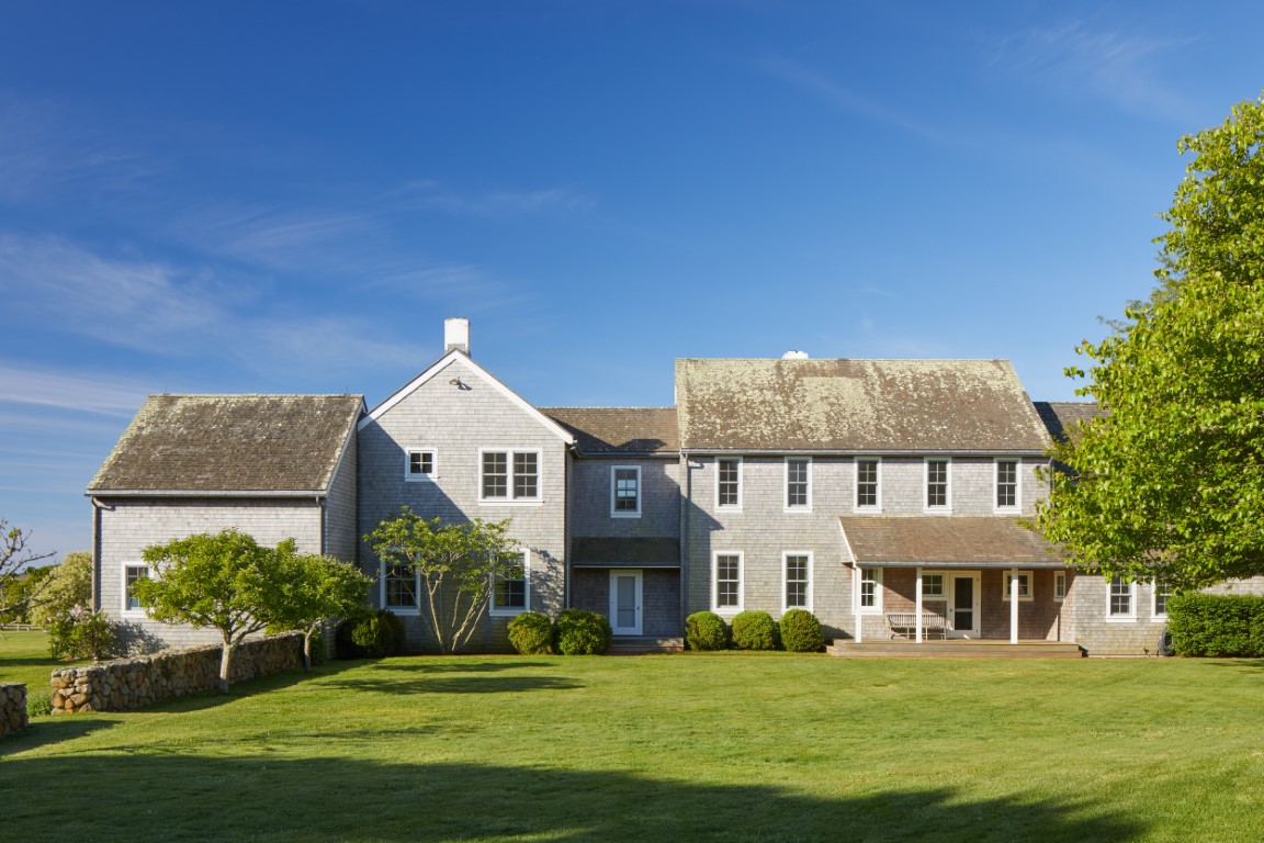 Jacqueline Kennedy S Red Gate Farm Is For Sale Top Ten