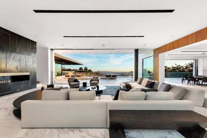 ‘Elementi’ In Beverly Hills – The Views!
